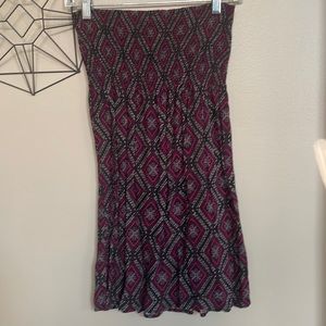 Forever 21. Tube top dress. Can be used as a midi skirt too. Size S.